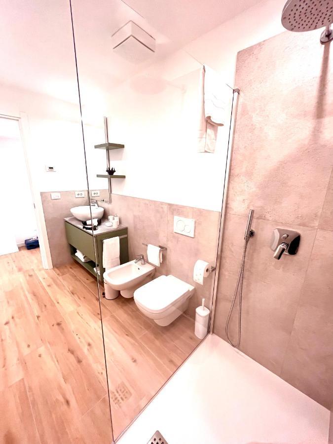 Berengario Suites Torri Del Benaco Extérieur photo