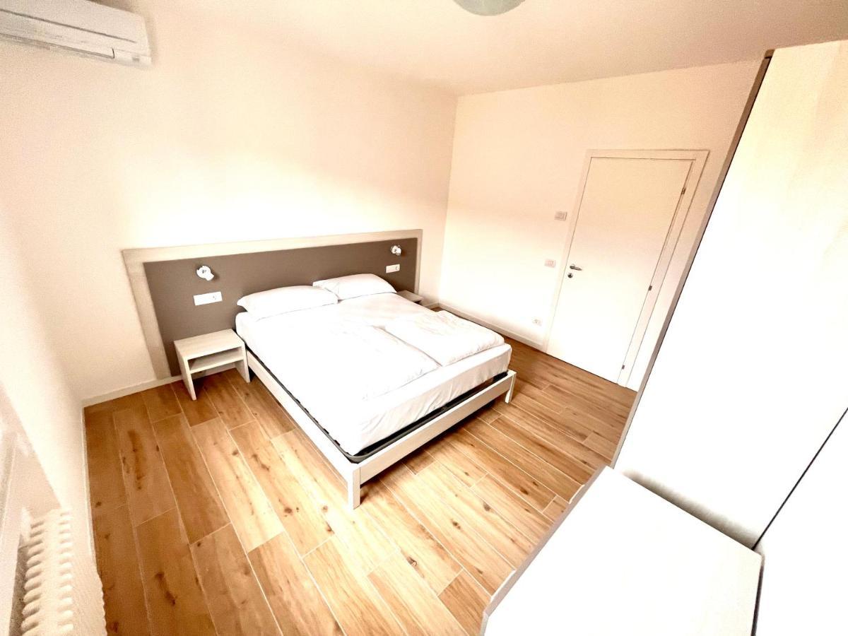 Berengario Suites Torri Del Benaco Extérieur photo