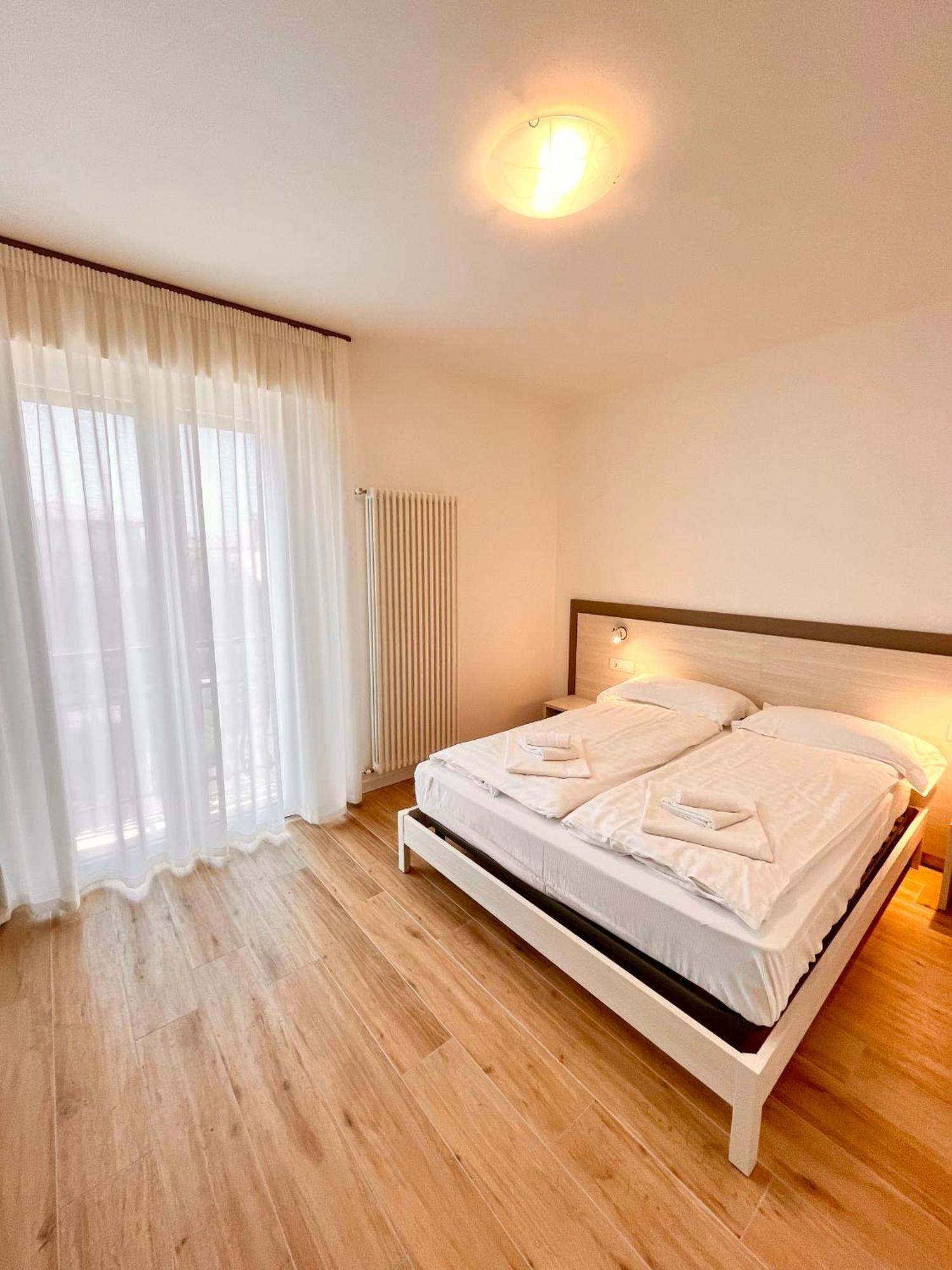 Berengario Suites Torri Del Benaco Extérieur photo